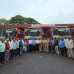 पाच नवीन गाड्यांचे लोकार्पण : आमदार शिवाजीराव पाटील यांच्या उपस्थितीत सोहळा संपन्न