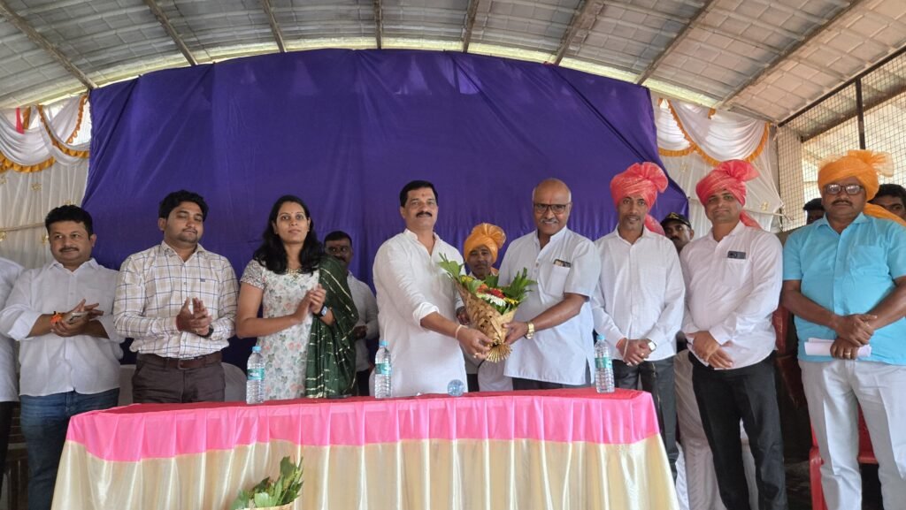 जनतेच्या व्यक्तिगत समस्या सोडवण्यासाठी आपण कटिबद्ध : आमदार शिवाजीराव पाटील