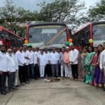 आमदार यड्रावकर यांच्या माध्यमातून कुरुंदवाड आगारात पाच नवीन बसेस दाखल