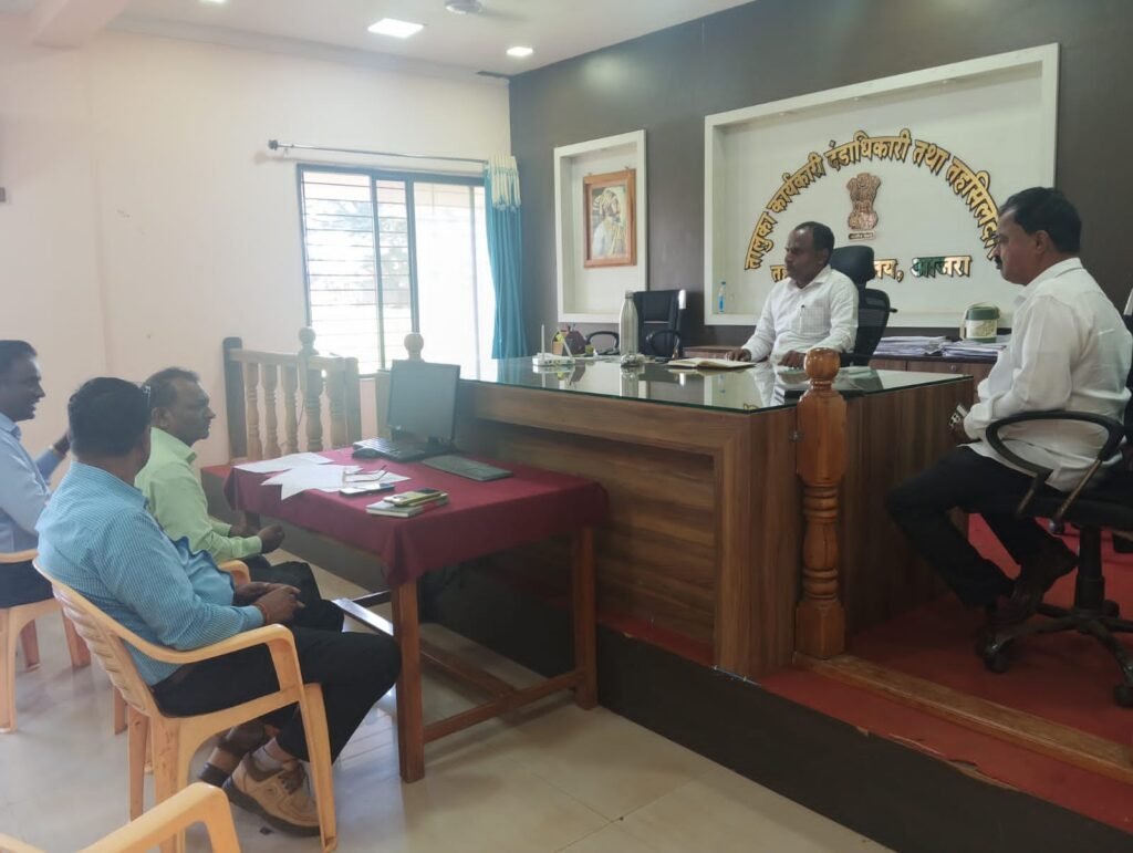 उत्तुर कडगाव पिंपळगाव रस्ता सुधारणा काम पायाभूत सुविधा विकास महामंडळाकडे