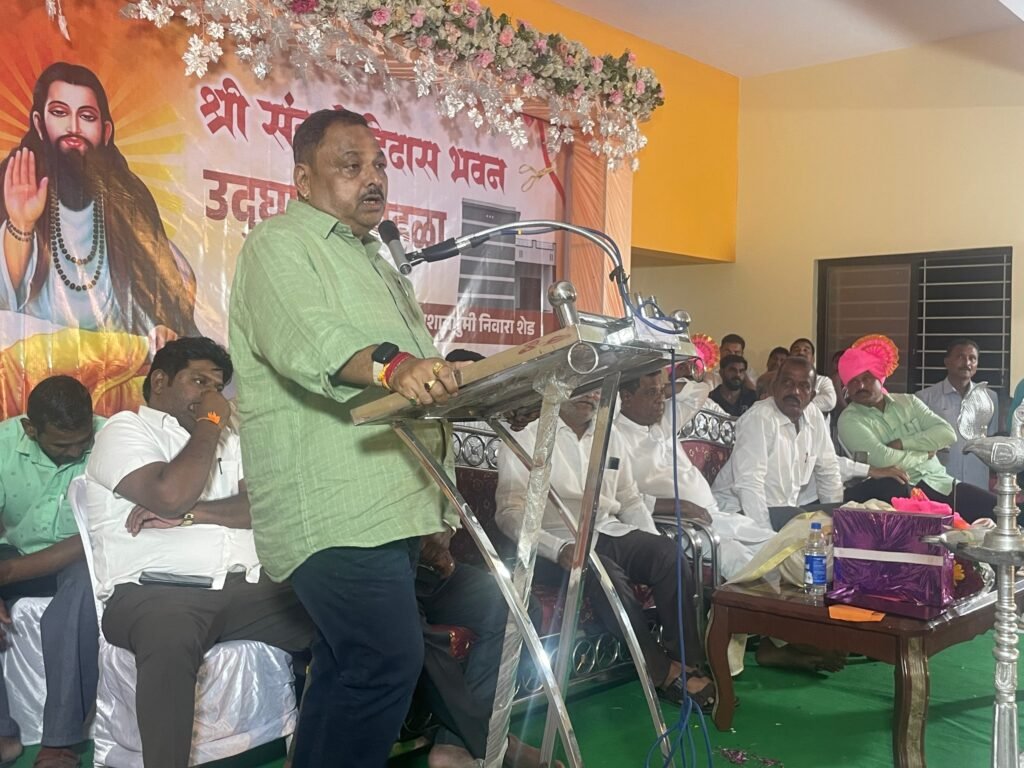 तरुणांनी उच्च शिक्षण घेऊन समाजाचे नाव उज्वल करावे : आ. डॉ. यड्रावकर