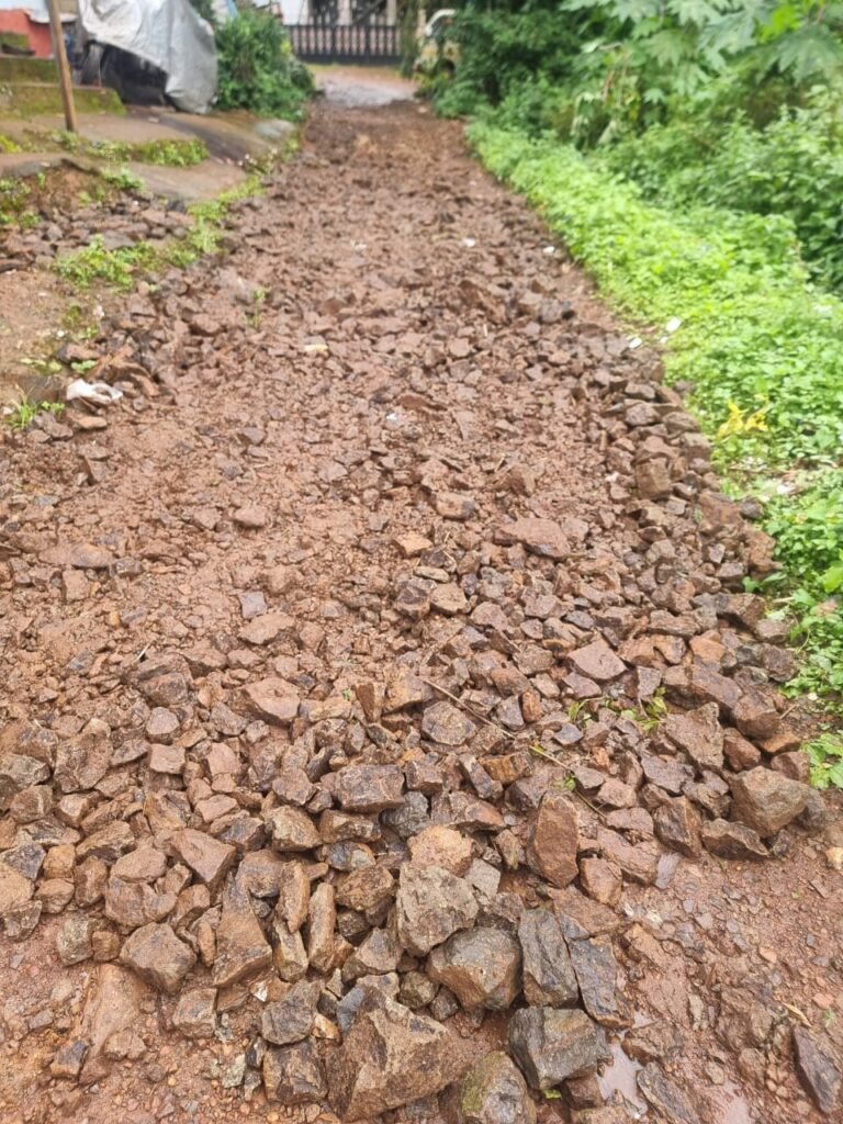 श्रमदानातून विधायक कार्य : इम्रानभाई युवा मंचचे पंचक्रोशीत कौतुक