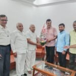 महाराष्ट्राचे कृषीमंत्री दत्तामामा भरणे आणि पालकमंत्री प्रकाशराव आबिटकर यांनी घेतली जमीन क्षारपड मुक्तीच्या श्री दत्त पॅटर्न ची माहिती